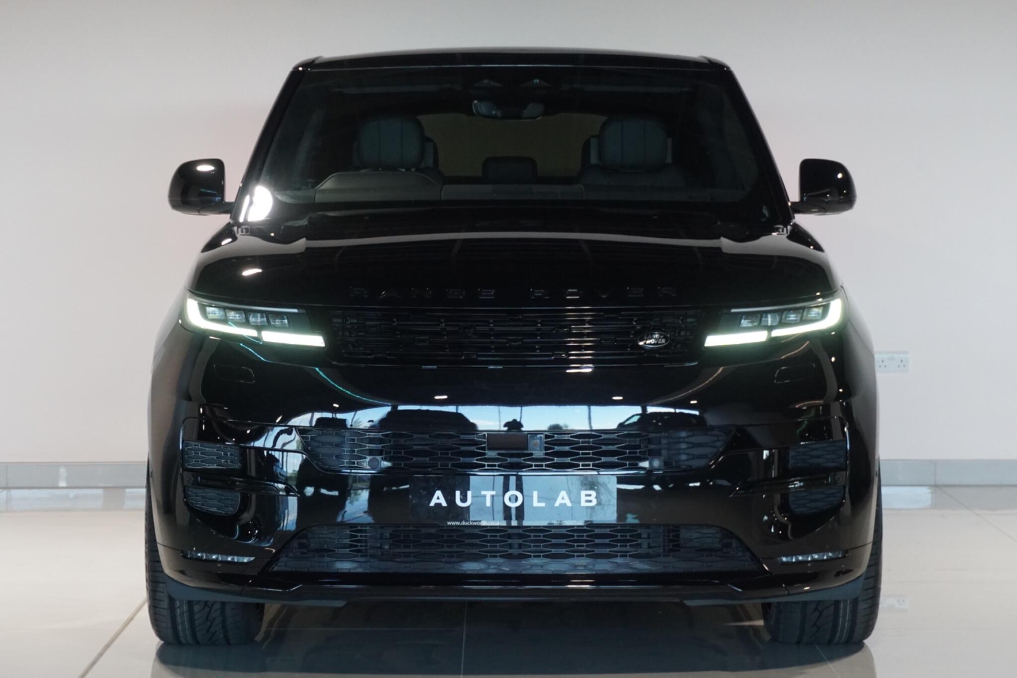 Land Rover Range Rover Sport 3.0 D300 MHEV Dynamic SE SUV 5dr Diesel Auto 4WD Euro 6 (s/s) (300 ps)